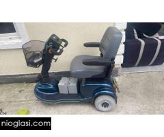Invalidski skuter elektricni