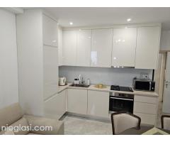 Izdaje se apartman u centru stobreca-hrvatska