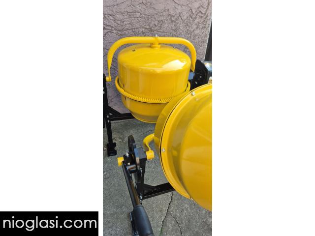 Iznajmljivanje Alata Beograd - 12/16