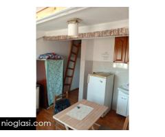 Izdajem garsonjeru u centru Niša
