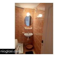 Izdajem garsonjeru u centru Niša - Slika 11/12